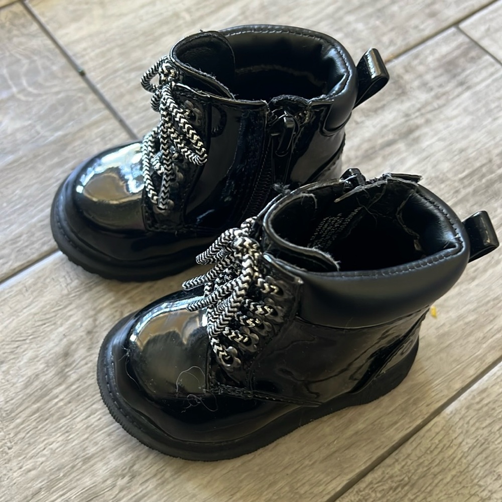 Wonder Nation sz 2 Infant Black Boots